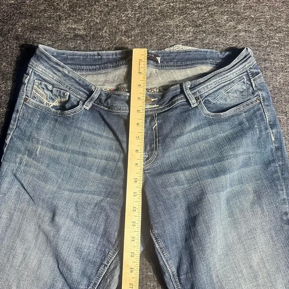 Vigoss Womens Denim Bermuda Shorts Blue Distressed Embroidered Size 16